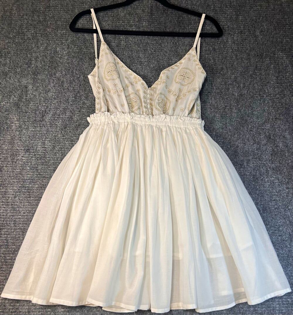 Raga Women White Embroidered V-Neck Spaghetti Strap Fit & Flare Dress M